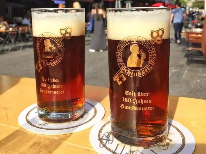 Düsseldorf Altbier Brewery Tour with Tastings
